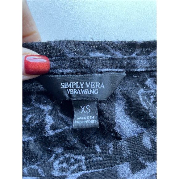 Vera Wang Dark Floral Top Women's Small Black Pleated Textured Whimsigoth Vamp - Picture 6 of 10